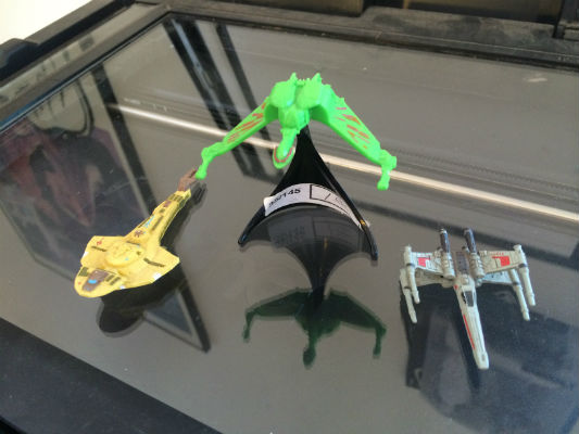Image for 3 loose Star Wars/Trek micro-machines