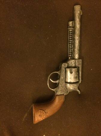 Image for 14 vintage toy cap-guns -