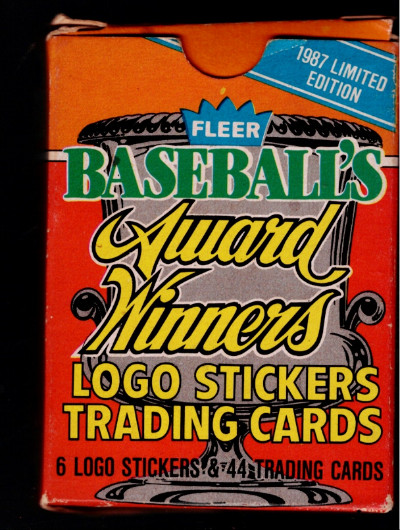 Fleer Baseball's award Winners Complete Set - 44 Cards 6 logo cards