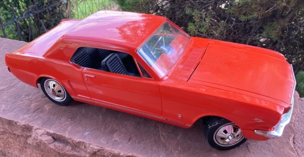 Very Very Nice Vintage 1966 AMF Wen-Mac HTF Orange Motorized Ford Mustang GT