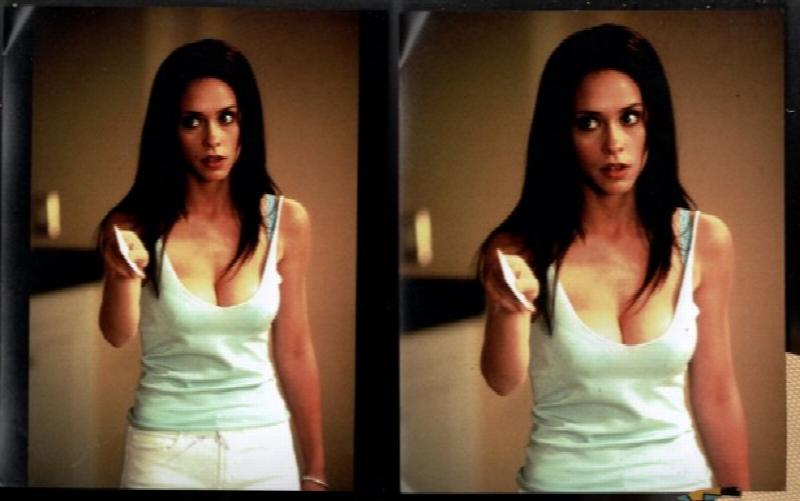 Image for IAre these photos of Jennifer Love Hewitt?