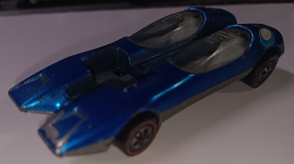 1968 Hot Wheels Red line Splittin' Image Aqua White Interior