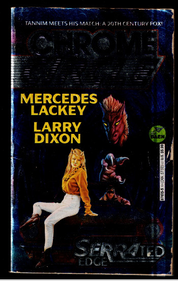 Chrome Circle (The Serrated Edge, Bk. 4)