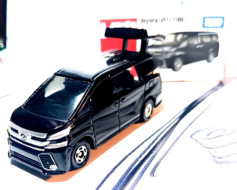 Tomica #84 TOYOTA VELLFIRE 1/65 scale Takara Tomy Toy Vehicle DISCONTINUED MODEL