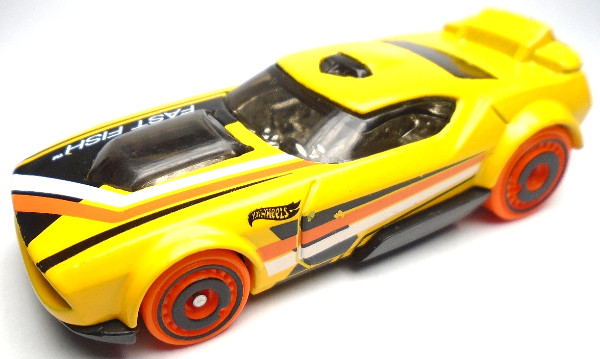 2021 HOT WHEELS HW SPEED TEAM FAST FISH YELLOW DIECAST 2 3/4