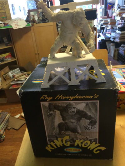 Image for Ray Harryhausen's King Kong Model Kit monster Garage Porcelain 1/48 Dark Horse  1/48