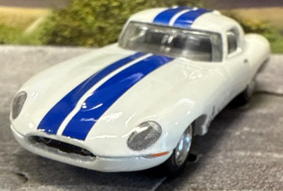 Hot Wheels Jaguar Lightweight E-Type HW Premium Car Culture 2/5 White Loose